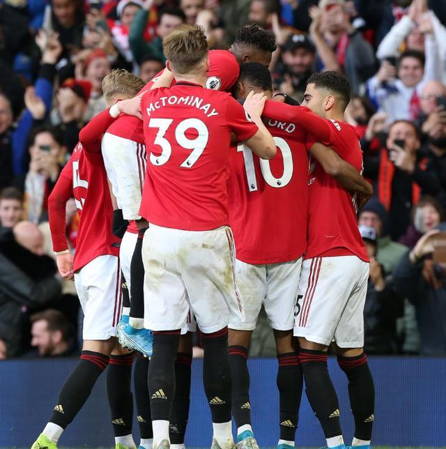 荷兰轻取里昂,拉什福德统治全场 荷兰轻取里昂,拉什福德统治全场