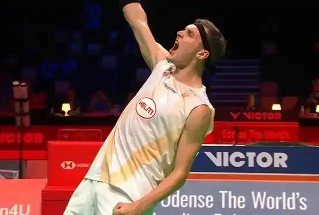 印尼队鏖战日本队,安赛龙点燃赛场 印尼队鏖战日本队,安赛龙点燃赛场