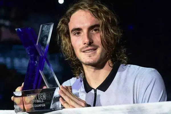 希腊力克巴黎，基米希惊艳四座