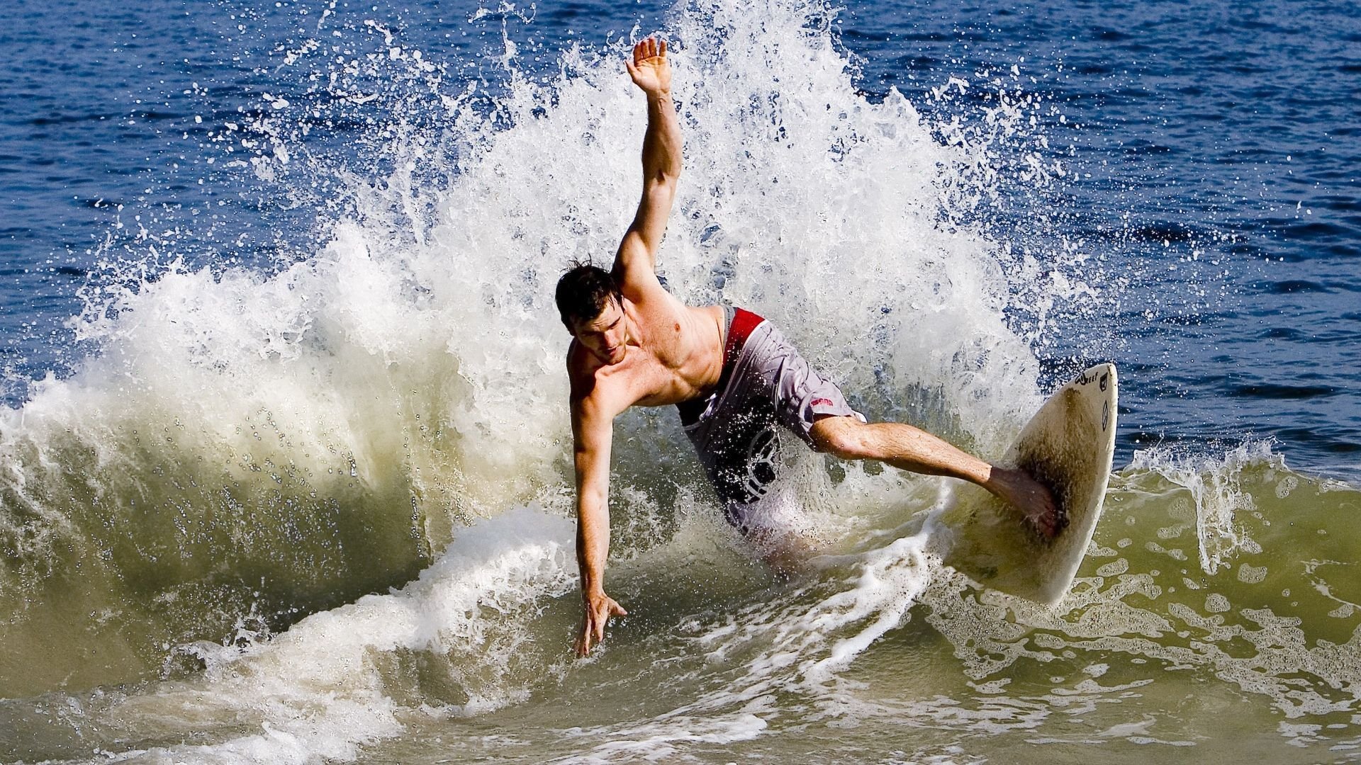 一骑绝尘，莫兰特撕裂防线，山西火力狂潮淹没黄蜂